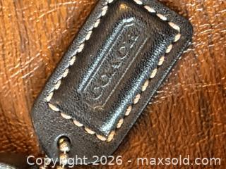 MaxSold Auction: Coach & Michael Kors Small Leather Wristlet, Wallet & Card Holder - Toronto (Ontario, Canada) SELLER MANAGED Moving Online Auction - Herne Hill
