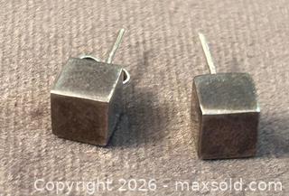 MaxSold Auction: Sterling Silver Jewelry Lot - Earrings, Necklace & Bracelet - Toronto (Ontario, Canada) SELLER MANAGED Moving Online Auction - Herne Hill