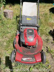 MaxSold Auction: Toro 190cc 21in Push / Self-Propelled Gas Lawn Mower and ECHO Leaf Blower - Surrey (British Columbia, Canada) SELLER MANAGED Estate Sale Online Auction -  121 Street