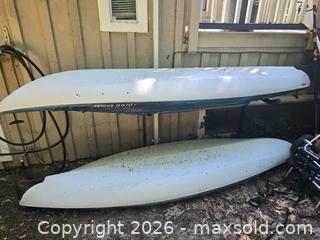 MaxSold Auction: Pair of 10–12 ft Rotomolded Kayaks, White/Blue - Saanich (British Columbia, Canada) SELLER MANAGED Moving Online Auction - Lochside Drive