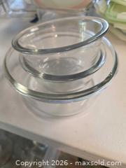 MaxSold Auction: Pyrex Glass Bakeware & Storage Set (10-15 pcs) - Eldersburg (Maryland, USA) PARTNER MANAGED Moving Online Auction - Streaker Road