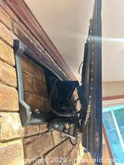 MaxSold Auction: Samsung 55 inch Smart LED/LCD TV UN55ES6150 (approx.) - Eldersburg (Maryland, USA) PARTNER MANAGED Moving Online Auction - Streaker Road
