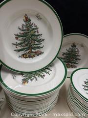 MaxSold Auction: Spode Christmas Tree Holiday Porcelain Dinnerware Set Huge Grouping  - Hatboro (Pennsylvania, USA) PARTNER MANAGED Estate Sale Online Auction -  Jacksonville Road