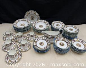 MaxSold Auction: Wedgwood Bone China Columbia Floral Gold-Trim Dinnerware - Hatboro (Pennsylvania, USA) PARTNER MANAGED Estate Sale Online Auction -  Jacksonville Road