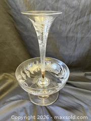 MaxSold Auction: C.1900 Victorian Aesthetic Fern Design Blown Etched Glass Epergne Stand - Toronto (Ontario, Canada) PARTNER MANAGED Reseller Online Auction - Railside Road