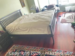 MaxSold Auction: King Wood Bed Frame, Mission/Slatted Style, Dark Brown - San Francisco (California, USA) PARTNER MANAGED Downsizing Online Auction - Moraga Street (CONDO)
