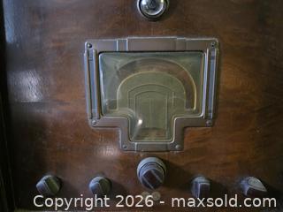 MaxSold Auction: Antique 1936 RCA Victor "Magic Brain" Wood Console Radio - Art Deco Model 10-K / 9-K Floor Tube Receiver - Ottawa (Ontario, Canada) SELLER MANAGED Moving Online Auction - Deerwood Drive