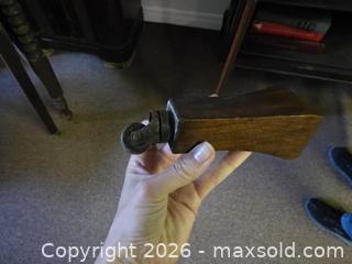 MaxSold Auction: Antique Arts & Crafts Mission Wood & Glass 2-Door Cabinet - Ottawa (Ontario, Canada) SELLER MANAGED Moving Online Auction - Deerwood Drive