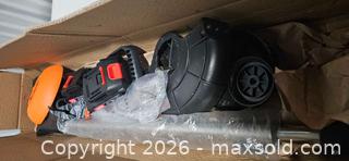 MaxSold Auction: Cordless weed Wacker  - Toronto (Ontario, Canada) SELLER MANAGED Reseller Online Auction - Birchmont Road (STORAGE)