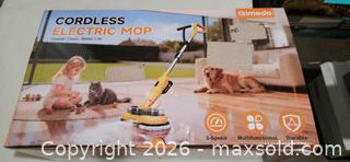 MaxSold Auction: Qimedo Cordless Electric mop - Toronto (Ontario, Canada) SELLER MANAGED Reseller Online Auction - Birchmont Road (STORAGE)