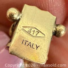 MaxSold Auction: Italian 10K Yellow Gold Cuban Link Chain Bracelet - Marked  - Toronto (Ontario, Canada) PARTNER MANAGED Reseller Online Auction - Queen Street West
