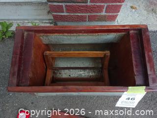 MaxSold Auction: Early 20thC Wooden & Metal Hand-Crank Washing Machine - Ottawa (Ontario, Canada) PARTNER MANAGED Downsizing Online Auction - Gladwin Crescent (STORAGE)