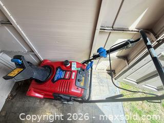 MaxSold Auction: Toro Power Clear Snow Blower C - Newmarket (Ontario, Canada) Downsizing Online Auction - Alex Doner Drive