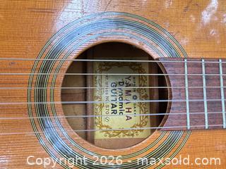 MaxSold Auction: Yamaha Classical Nylon-String Guitar, Full Size, Natural/Sunburst - Leeds And The Thousand Islands (Ontario, Canada) SELLER MANAGED Downsizing Online Auction - 1000 Islands Parkway
