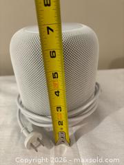 MaxSold Auction: Apple HomePod (original) Smart Speaker, White - Central Saanich (British Columbia, Canada) PARTNER MANAGED Moving Online Auction - Butler Crescent