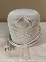 MaxSold Auction: Apple HomePod (original) White Wi?Fi Siri Smart Speaker - Central Saanich (British Columbia, Canada) PARTNER MANAGED Moving Online Auction - Butler Crescent