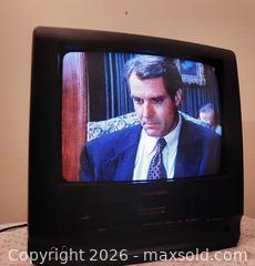 MaxSold Auction: Cleaned-Tested-Works-PANASONIC PV-C 1322-K 13" Tube TV/VCR Combo w/FM+Remote - Ottawa (Ontario, Canada) SELLER MANAGED Downsizing Online Auction -  Russell Road