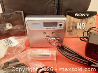 MaxSold Auction: Cleaned & Tested-Complete Package-SONY MZ-N505 MD Minidisc Player/Recorder - Ottawa (Ontario, Canada) SELLER MANAGED Downsizing Online Auction -  Russell Road