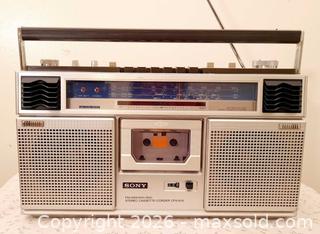MaxSold Auction: Serviced/Tested SONY CFS-61S Cassette AM/FM/SW Boombox/Ghetto Blaster-Made in Japan  - Ottawa (Ontario, Canada) SELLER MANAGED Downsizing Online Auction -  Russell Road
