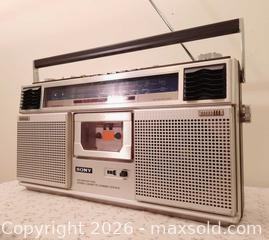 MaxSold Auction: Serviced/Tested SONY CFS-61S Cassette AM/FM/SW Boombox/Ghetto Blaster-Made in Japan  - Ottawa (Ontario, Canada) SELLER MANAGED Downsizing Online Auction -  Russell Road