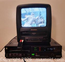 MaxSold Auction: SONY SL-HF300 Hifi Stereo BETA BETAMAX VHS VCR with Remote-Works with Remote Only - Ottawa (Ontario, Canada) SELLER MANAGED Downsizing Online Auction -  Russell Road