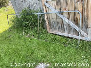 MaxSold Auction: Large Farm Gate A - Greater Napanee (Ontario, Canada) PARTNER MANAGED Downsizing Online Auction - County Road 9