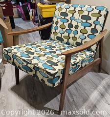 MaxSold Auction: MCM Teak Lounge Chair - London (Ontario, Canada) SELLER MANAGED Downsizing Online Auction - Sterling Street