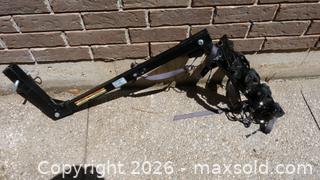 MaxSold Auction: Bicycle Rack - Lincoln (Ontario, Canada) SELLER MANAGED Estate Sale Online Auction - Comfort Crescent Comfort Crescent