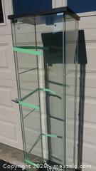 MaxSold Auction: Display Cabinet - Lincoln (Ontario, Canada) SELLER MANAGED Estate Sale Online Auction - Comfort Crescent Comfort Crescent