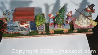 MaxSold Auction: Jim Shore Train Set - Lincoln (Ontario, Canada) SELLER MANAGED Estate Sale Online Auction - Comfort Crescent Comfort Crescent