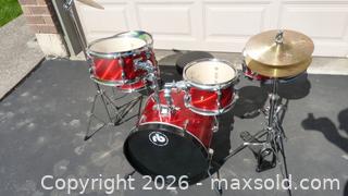 MaxSold Auction: Junior Drum Set - Lincoln (Ontario, Canada) SELLER MANAGED Estate Sale Online Auction - Comfort Crescent Comfort Crescent