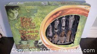 MaxSold Auction: Lord of the Rings Chess Set - Lincoln (Ontario, Canada) SELLER MANAGED Estate Sale Online Auction - Comfort Crescent Comfort Crescent