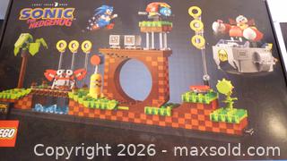 MaxSold Auction: Sonic Lego - Lincoln (Ontario, Canada) SELLER MANAGED Estate Sale Online Auction - Comfort Crescent Comfort Crescent