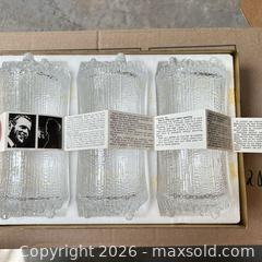 MaxSold Auction: 6 Iittala-Glas tumblers  - Toronto (Ontario, Canada) SELLER MANAGED Downsizing Online Auction -  Longboat Avenue