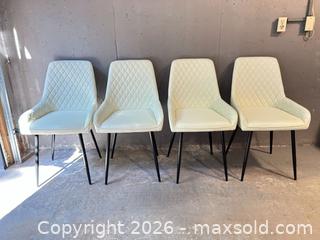 MaxSold Auction: Dining chairs  - Toronto (Ontario, Canada) SELLER MANAGED Downsizing Online Auction -  Longboat Avenue