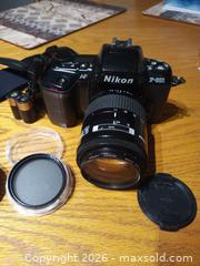 MaxSold Auction: Nikon Camera - Kitchener (Ontario, Canada) SELLER MANAGED Downsizing Online Auction - Mckenzie Avenue