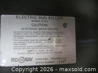 MaxSold Auction: Heavy duty Electric Bug Killers - Milton (Ontario, Canada) SELLER MANAGED Downsizing Online Auction - Guelph Line (STORAGE)