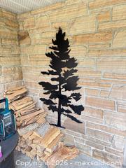 MaxSold Auction: Black Metal Wall Art, 60 in, Pre-Drilled Hole(s) - Leeds And The Thousand Islands (Ontario, Canada) SELLER MANAGED Moving Online Auction - Chisamore Point Road