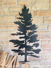 MaxSold Auction: Black Metal Wall Art, 60 in, Pre-Drilled Hole(s) - Leeds And The Thousand Islands (Ontario, Canada) SELLER MANAGED Moving Online Auction - Chisamore Point Road