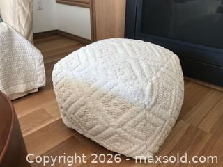 MaxSold Auction: Footrest Pouf  - Saanich (British Columbia, Canada) SELLER MANAGED Estate Sale Online Auction - Patricia Bay Highway
