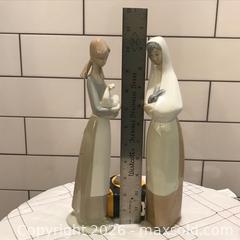 MaxSold Auction: Lladro porcelain figurines  - Saanich (British Columbia, Canada) SELLER MANAGED Estate Sale Online Auction - Patricia Bay Highway