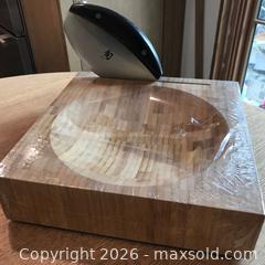 MaxSold Auction: Shun Mazzaluna - Saanich (British Columbia, Canada) SELLER MANAGED Estate Sale Online Auction - Patricia Bay Highway