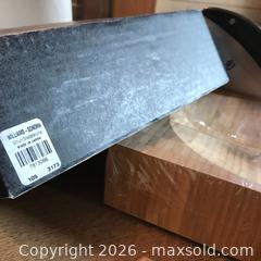 MaxSold Auction: Shun Mazzaluna - Saanich (British Columbia, Canada) SELLER MANAGED Estate Sale Online Auction - Patricia Bay Highway