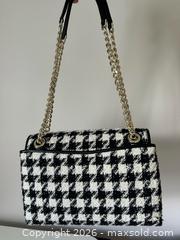 MaxSold Auction: Kate Spade Houndstooth Purse - Ottawa (Ontario, Canada) SELLER MANAGED Downsizing Online Auction - Woodvale Green (STORAGE)