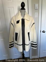 MaxSold Auction: Moose Knuckle Shearling Jacket - Ottawa (Ontario, Canada) SELLER MANAGED Downsizing Online Auction - Woodvale Green (STORAGE)