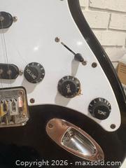 MaxSold Auction: ME 1959 Electric Guitar - Lakeland (Florida, USA) SELLER MANAGED Estate Sale Online Auction - D R Bryant Road