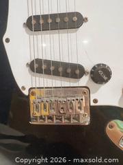 MaxSold Auction: ME 1959 Electric Guitar - Lakeland (Florida, USA) SELLER MANAGED Estate Sale Online Auction - D R Bryant Road