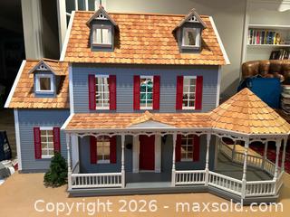 MaxSold Auction: Real Good Toys Victorian Wooden Dollhouse, Large Multi-Story 1:12 Scale  - East Gwillimbury (Ontario, Canada) SELLER MANAGED Downsizing Online Auction -  David Willson Trail