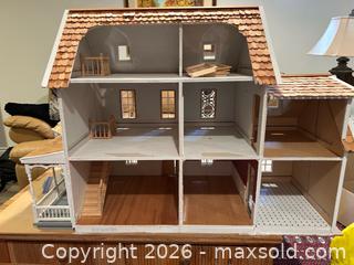 MaxSold Auction: Real Good Toys Victorian Wooden Dollhouse, Large Multi-Story 1:12 Scale  - East Gwillimbury (Ontario, Canada) SELLER MANAGED Downsizing Online Auction -  David Willson Trail