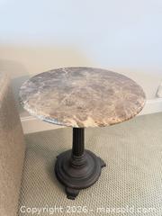 MaxSold Auction: Round 18" Marble Top Side Table with Black Metal Base - Fuquay-Varina (North Carolina, USA) PARTNER MANAGED Downsizing Online Auction - Dairy Glen Drive